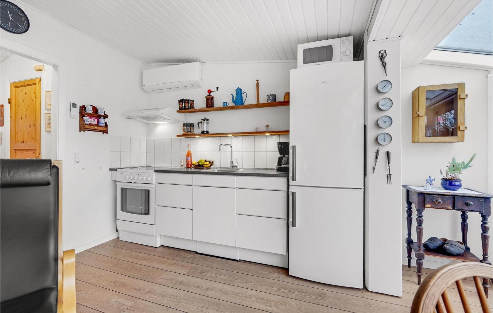 Pet Friendly Home In Vejers Strand With Kitchen Экстерьер фото