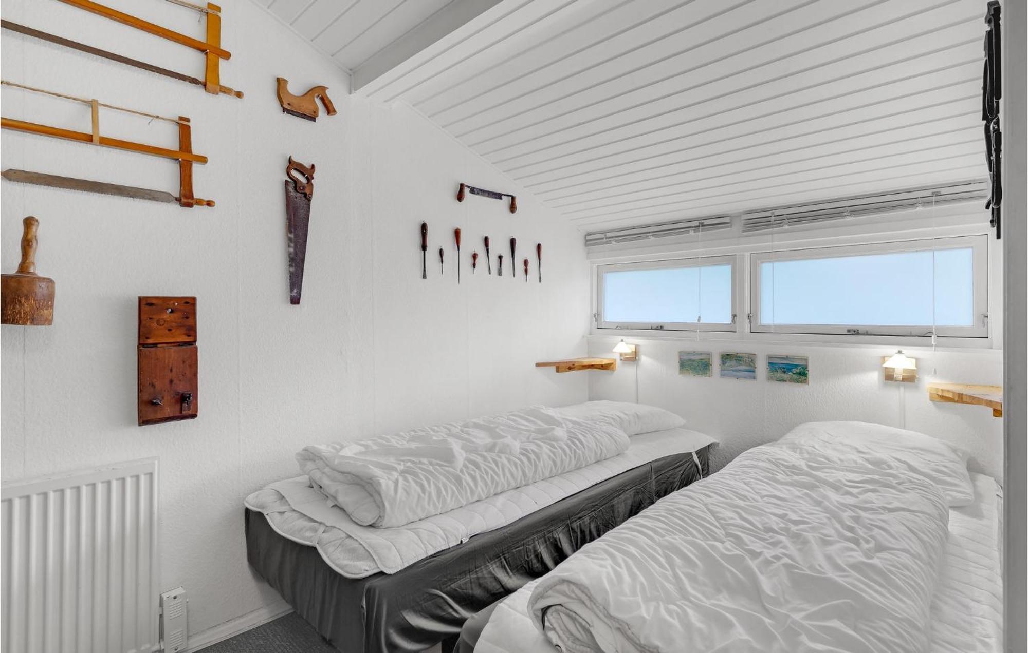 Pet Friendly Home In Vejers Strand With Kitchen Экстерьер фото